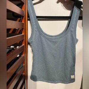 Vuori Fitted Tank Top
